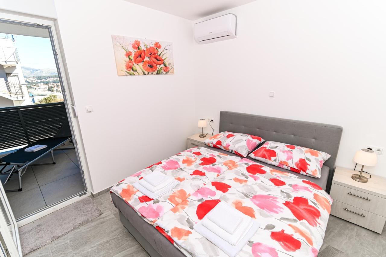 Luxury Apartment With Swimming Pool Ana Trogir Extérieur photo