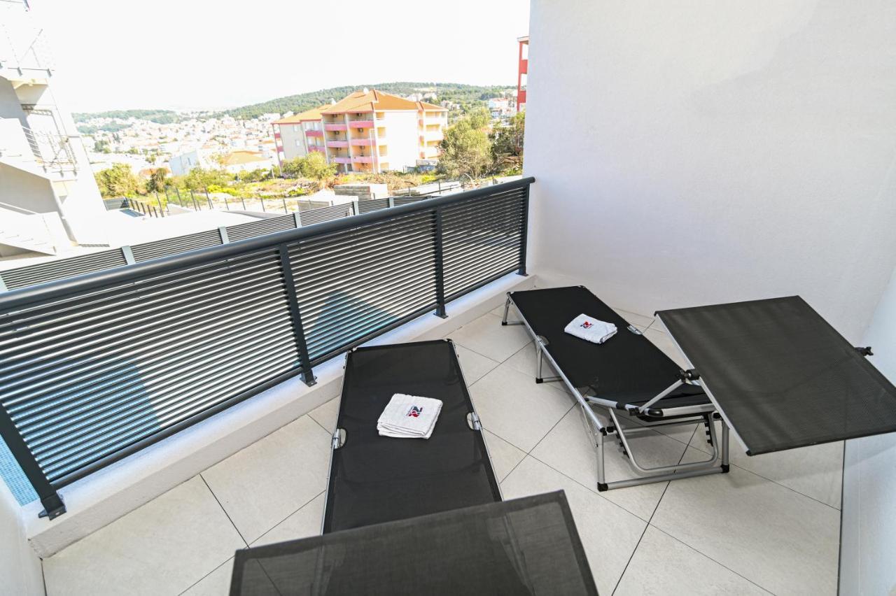 Luxury Apartment With Swimming Pool Ana Trogir Extérieur photo