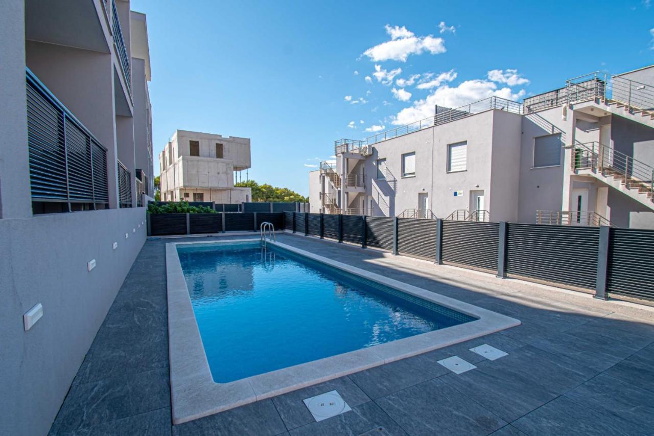 Luxury Apartment With Swimming Pool Ana Trogir Extérieur photo