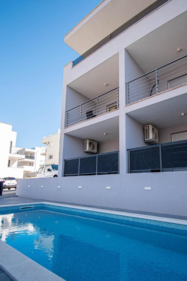 Luxury Apartment With Swimming Pool Ana Trogir Extérieur photo