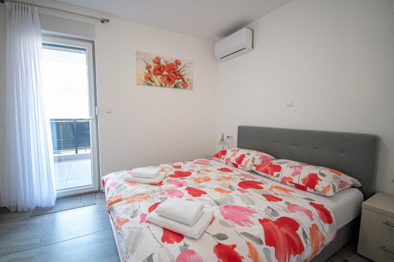 Luxury Apartment With Swimming Pool Ana Trogir Extérieur photo